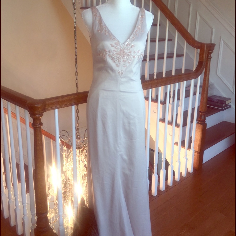 Beautiful maxi dress perfect for Prom !